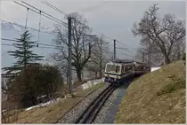 Der Schülerzug 3389 erreicht in Kürze Caux.
(10.03.2015)