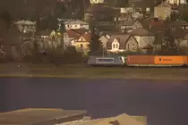 Die Elbtalstrecken südlich von Decin / Ustin nad Labem ermöglichen ein Fotografieren 
der einen von der andern Strecke aus. Ein auf allen Stationen haltender City Elefant mit einigermaßen saubern Scheiben ermöglichte ein mehrmaliges Ablichten eines parallel fahrenden Güterzuges zwischen Lovosice und Usti. 07.03.2014 14:46 Uhr.  