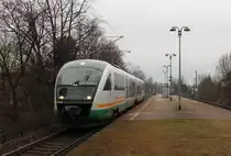 VT 24 der Trilex (Vogtlandbahn) fährt am 14.03.2015 durch Zwickau-Pölbitz nach Dresden Hbf. Der Triebwagen kam aus den Regentalwerken in Neumark/Sachs.
