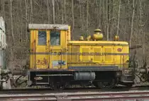 Wrack der Lok 464 Rheinbraun - Deutz FNr. 56199/1956, Typ T4M625 R, des Sammler Walter Ley,auf der nicht mehr angeschloßene Gleisanlage am Gare du Hombourg ( Belgien). Festgehalten am 14.März 2015.