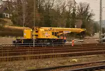 Kran mit Gleisjoch am Haken....am Samstag den 14.3.2015