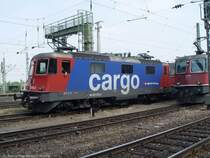 SBB Cargo Re 421 373-2 am 15.06.2003 in Weil am Rhein