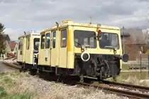 X 626.158 und X 626.112 am 05.April 2015 im Bf. Bad Pirawarth.