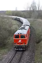 NLB 2143 070-7 am 05.April 2015 mit dem SLP 93955 von Gänserndorf nach Mistelbach nach der Ausfahrt aus dem Bf. Hohenau.