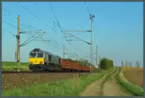 266 105-6 von Captrain durchfährt am 19.04.2015 den Bahnhof Wellen (b Magdeburg) Richtung Niedersachsen.