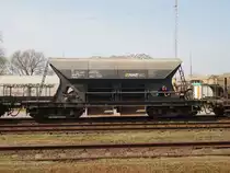 AWT-Güterwagen vom Typ Faccs abgestellt in Bhf Měšice am 11.04.2015.