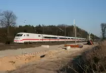 402 024 als ICE 588 (M�nchen Hbf–Hamburg-Altona) am 22.03.2012 in Radbruch
