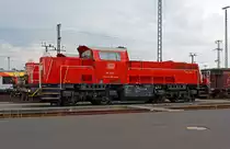 
Zwei Voith Gravita 10 BB, 261 054-1 und dahinter die 261 051-7der DB Schenker Rail abgestellt am 02.08.2014 beim Bahnhof Montabaur.  Beide Voith Gravita 10 BB wurden 2011 gebaut.