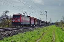 185 299-5 mit einen Kohlezug am 15.04.15 bei Thüngersheim.
