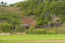 Einen bunten Farbtupfer bildet seit Dezember 2014 der RS1 von Rhenus Veniro im Moseltal zwischen Traben-Trarbach und Bullay. Hier ist 650 350 als RB85 nach Bullay unterwegs auf dem  Pündericher Viadukt .
Pünderich, der 26.04.2015