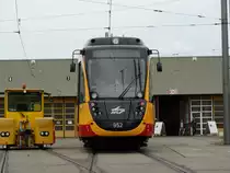 AVG Bombardier ET 2010 952 in Karlsruhe Betriebshof West beim Tag der Offenen Tür bei der VBK am 25.04.15 