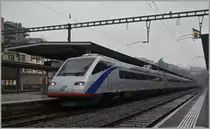 Und dieser Zug bringt die Besucher pünklicht zur EXPO (Rho Fiera Expo Milano 2015): Der EC 305 in Form eines FS ETR 470, hier beim kurzen Halt in Lugano.
1. Mai 2015