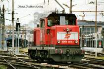 2068 002-1, am 11.Mai 2003 in Wien S�dbahnhof (Ost)