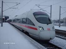 ICE 1548 im Bahnhof Bitterfeld am 10.02.2007. Dieser Zug f�hrt dann weiter nach Frankfurt(Main)Flughafen Fernbahnhof.