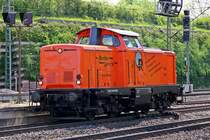 212 326 (Lok 4) unterwegs für  Redler Service  bei Rangierarbeiten in Kassel Wilhelmshöhe. 11.05.2015