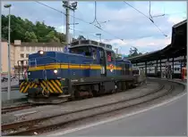 Die MOB Gm 4/4 2004 wartet mit einem Schotterzug in Vevey auf die Ausfahrt Richtung Blonay (und ich auf den Bahnersatzbus).
22. Mai 2015