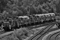 Das Ende ist bald in Sicht: Am 6.6.2015 stehen mehrere 362/363er und mehrere 225 z-gestellt im Rangierbahnhof München. Seit mehr als einem Jahr rosten diese Loks vor sich hin und wurden vermutlich durch neue hässliche Loks ersetzt.