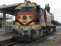 Diesellok DH-367 in Fes
26.01.2007
Baureihe DH bedient den schweren Verkehr �stlich von Fes nach Oujda.