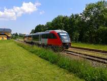 5022 025-8 als R 4809 (Villach Hbf - Kötschach-Mauthen) am 7.6.2015 bei der Abfahrt in Dellach im Gailtal.