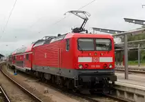 nach Ihrem Krankenhausaufenthalt im BW Rostock Hbf schob 114 005-2 am 14.06.2015 den RE 4361 von Rostock Hbf nach Lutherstadt Wittenberg.