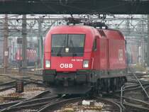 1116 095-9 kurz nach der Ausfahrt aus der Traktion Wien-West, 17.2.2007