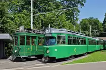Be 2/2 215 zusammen mit dem Be 4/6 Düwag 655 warten in der Schlaufe beim Eglisee. Die Aufnahme stammt vom 17.06.2015.