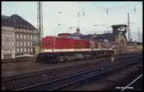 Im Doppelpack fuhren am 21.11.1990 DR 114513 und 112676 durch den Erfurter Hauptbahnhof.