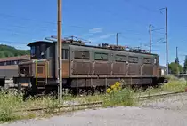 Ae 4/7 10943 ist am 28.06.2015 beim Bahnhof Sissach abgestellt. Die Aufnahme stammt vom 28.06.2015.