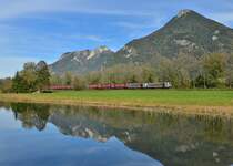186 284 + 186 282 mit DGS 43139 am 18.10.2014 bei Niederaudorf. 