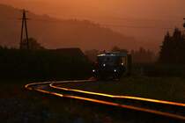 Wenn die Schienen so schön glühen sollte man sie mit Wasser löschen 
;-) Vegetationskontrollprobefahrt am 7.07.2015 kurz vor Stainz 