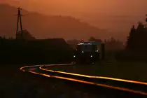 Wenn die Schienen so schön glühen sollte man sie mit Wasser löschen 
;-) Vegetationskontrollprobefahrt am 7.07.2015 kurz vor Stainz 