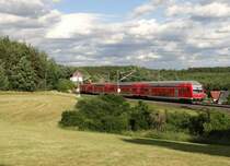 143 xxx mit einem RE zu sehen am 08.07.15 in Jößnitz.