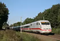 401 xxx als Umleiter-ICE 883 (Hamburg-Altona–M�nchen Hbf) am 30.09.2013 in Klecken