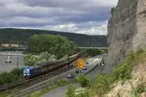 Die Altmannzüge sind einfach die geilsten Züge!
An diesen gibt es fast immer eine interessante Lok zu sehen, so auch am 25.07.15. 
An diesem Tag kamen beachtlich viele mit beachtlichen Loks. Einer davon war mit dem nagelneuen EGP Vectron alias 193 848 unterwegs. Besser gings nicht! :D
Aufgenommen bei Retzbach Zellingen. 