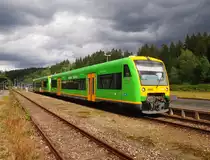 VT 26 der Waldbahn am 27.07.2015 im Grenzbahnhof Bayerisch Eisenstein / Železná Ruda-Alžbětín.