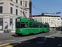BVB - Tram Be 4/4 494 mit 2 Beiwagen unterwegs auf der Linie 1 vor dem SBB Bahnhof in Basel am 11.07.2015