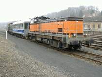 Sarreguemines 
SNCF
BB 63695 mit Gleisme�zug und BB 63761
21.03.2006