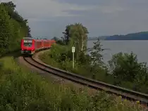 Auf Grund einer baustellenbedingten Streckensperrung zwischen Friedrichshafen und Überlingen fand am 21.06.2015 auf der Bodenseegürtelbahn nur zwischen dem Bahnhof Überlingen Therme und Radolfzell Zugverkehr statt. Zwischen Sipplingen und Ludwigshafen befindet sich 611 506 als RB 69574 von Überlingen Therme kommend auf der Fahrt nach Radolfzell.