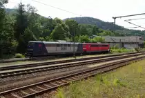 151 084-1 (RBH 266) und 151 048-6 stehen am 05. Juli 2015 am Bw in Probstzella abgestellt.