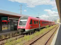 Nürnberg Hauptbahnhof am 30. Juli 2015, auf Gleis 21 steht 612 561 mit dem  RE 3785 nach Bayreuth und RE 3591  nach Schwandorf (mit Zugteilung in Hersbruck) bereit.