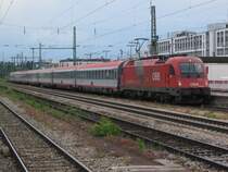 EC 189 nach Bolzano/Bozen in München Ostbahnhof am 22.05.2011.
