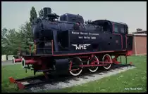 Am 11.51991 stand dieser Krupp Dreikuppler auf dem Denkmal Sockel. Er leistete einst unter der Fabrik Nummer 2821, Baujahr 1949, Dienst bei der WHE, Wanne Herner Eisenbahn und Hafen GmbH.