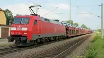 am 12.6.15 hatte ich zufällig das Glück die 152 126-9 mit einem vollen Autozug bei der Durchfahrt in Freiberg (Sachs) zu fotografieren