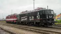 am 22.6.15 standen 2x BR 142 des EBS am Bahnhof Freiberg (Sachs) die zuvor einen leeren Gedreidezug nach Freiberg brachten  