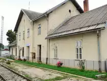 Bahnhof Perusic im September 2014 an einem Regentag und Wochenende nichts los