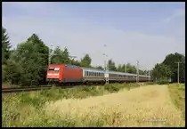 101026 war am 6.8.2015 um 19.24 Uhr mit einem IC in Richtung Hannover bei Westerhausen unterwegs.