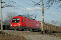 1016-001 vor G�terzug im Inntal Richtung Brenner bei Radfeld; 10.02.2007