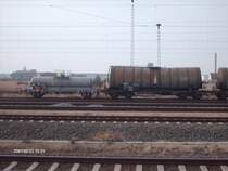 Ein G�terwagen mit einen normalen G�terwagen.