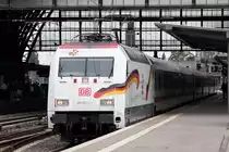 101 027-1 steht mit einem IC abfahrbereit im Bremer Hbf. 12.8.2015