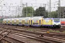 Metronom ME 146-18 aus Hamburg fährt in den Bremer Hbf. ein 12.8.2015
